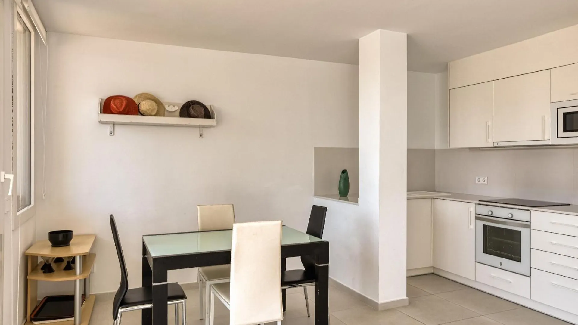 Apartamento L'Escala - Bajos 0*,  Espanha